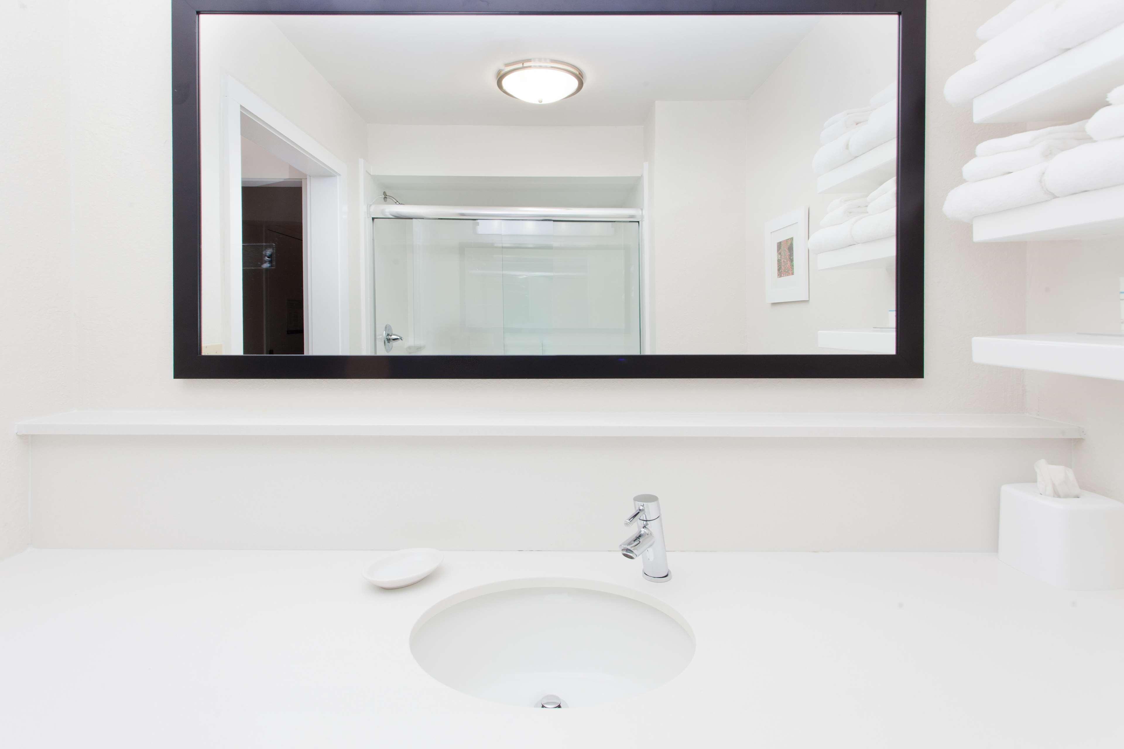Hampton Inn Bremen Bagian luar foto