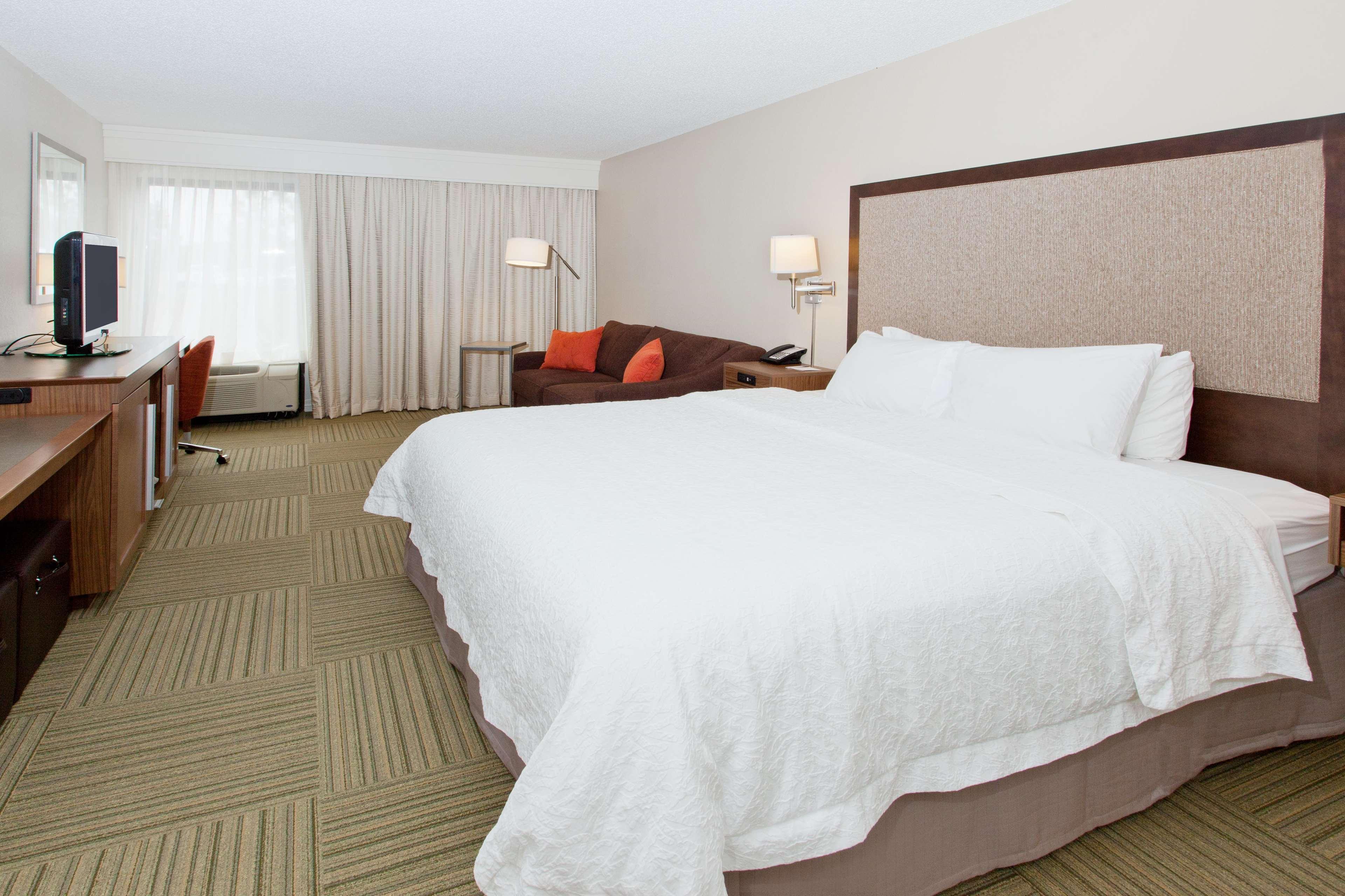 Hampton Inn Bremen Bagian luar foto