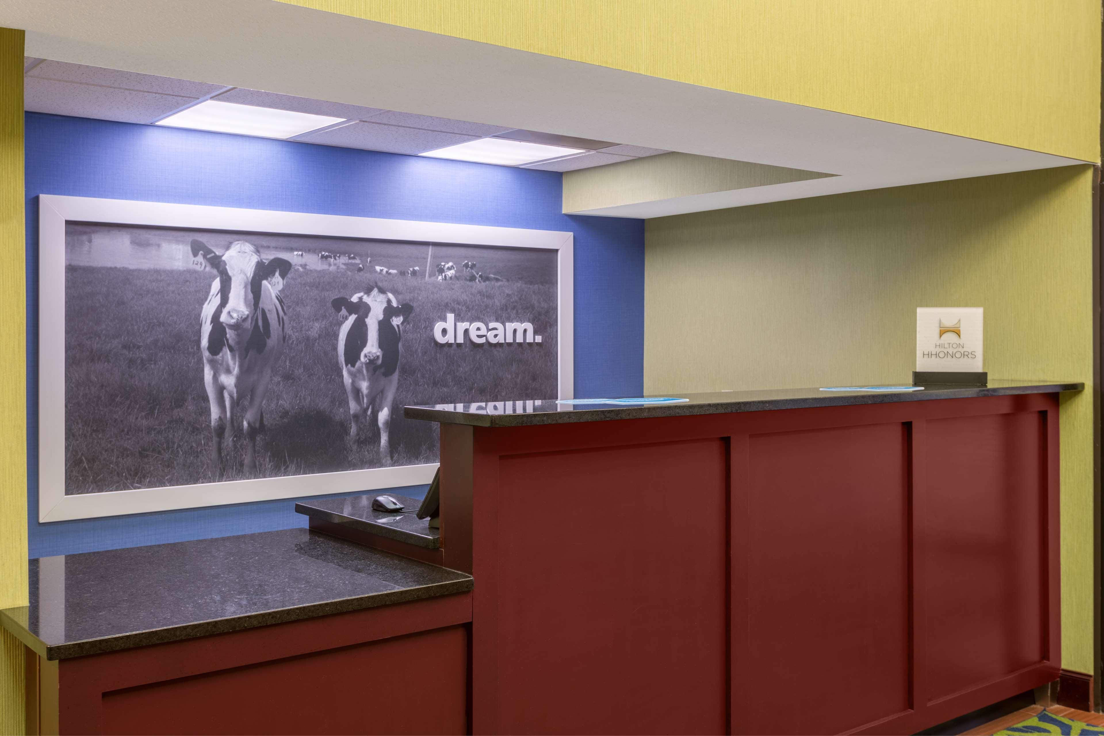 Hampton Inn Bremen Bagian luar foto