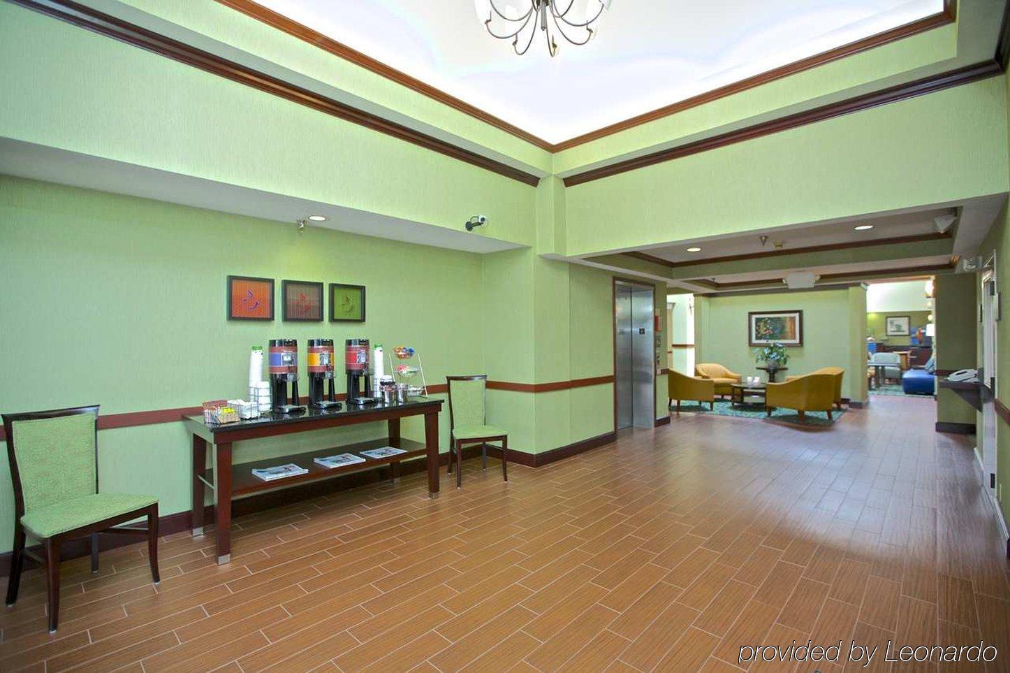 Hampton Inn Bremen Bagian luar foto